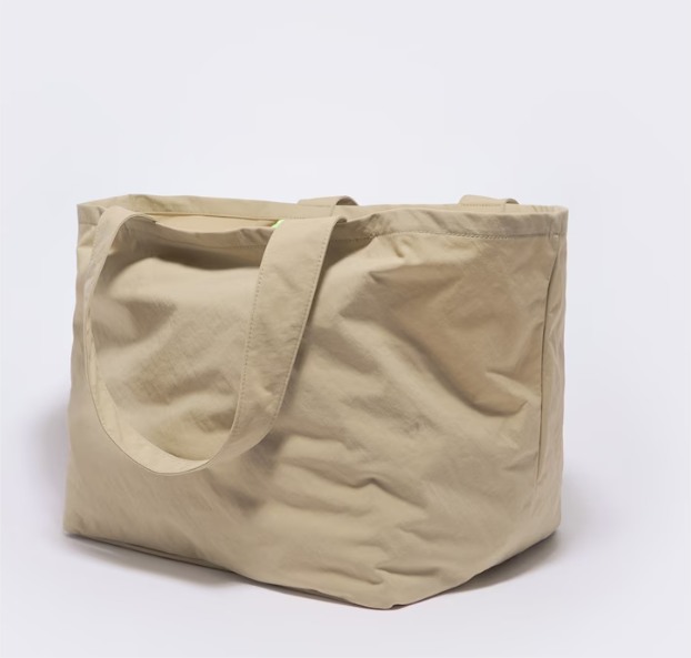 Bimba y Lola: bolsos con rebaja que arrasan en El Corte Ingles 4 Moncloa Shopper M de Nylon en Tono Natural