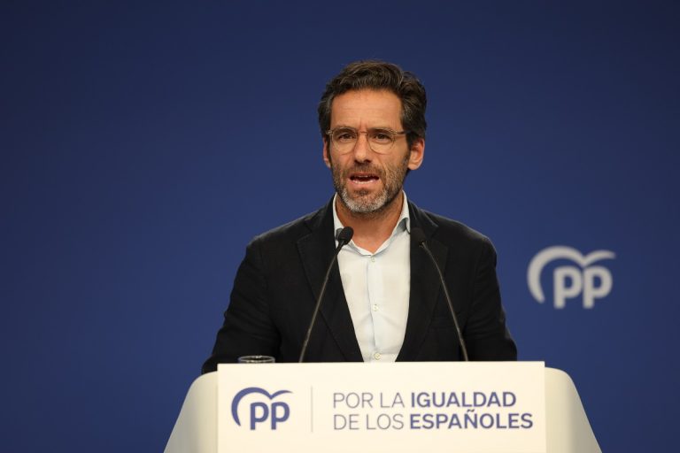Sémper eleva la tensión con el Gobierno y denuncia la ‘ley de nietos’ y un blindaje ante las responsabilidades políticas