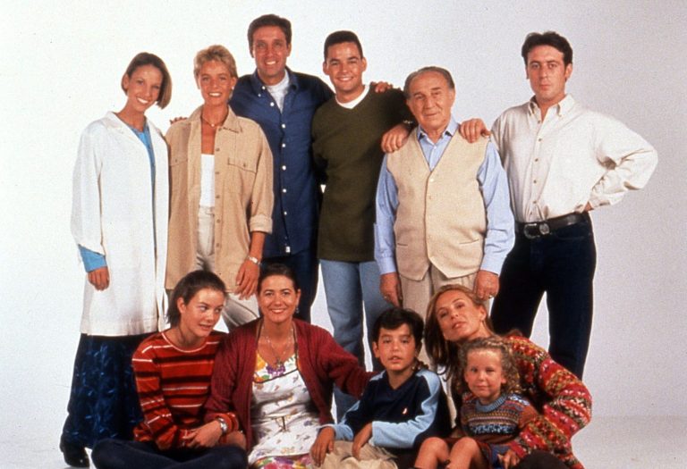 Crees que Lourdes y Adolfo acabaron bien: la verdad sobre el final que Mercero rodó y nunca vimos