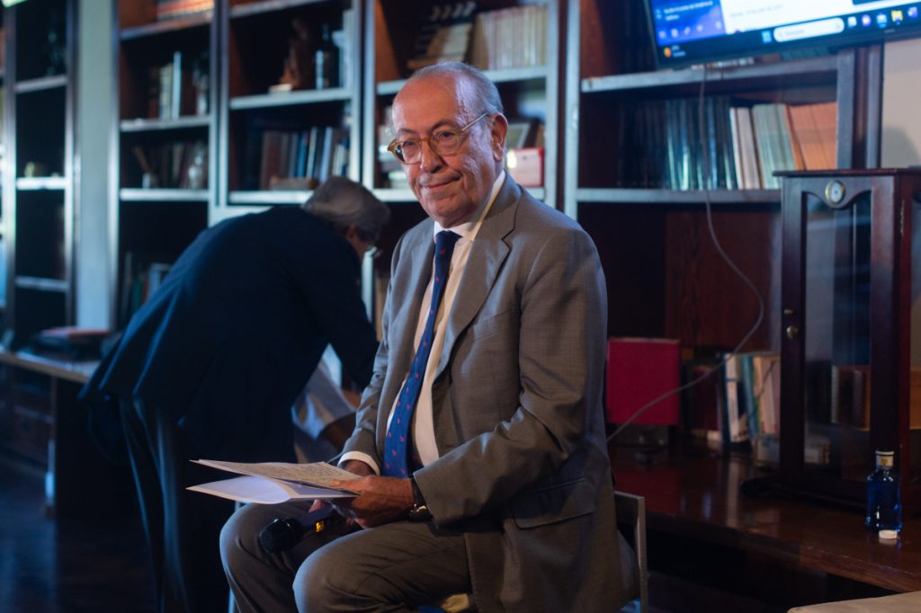 El PSOE se carga al histórico Nicolás Redondo por sus críticas a la amnistía 1 Moncloa El PSOE expulsa al histórico Nicolás Redondo Terreros