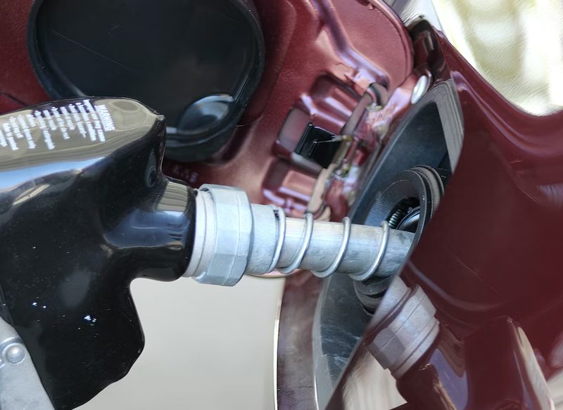 EN BUSCA DE LAS GASOLINERAS MÁS BARATAS DE ESPAÑA
