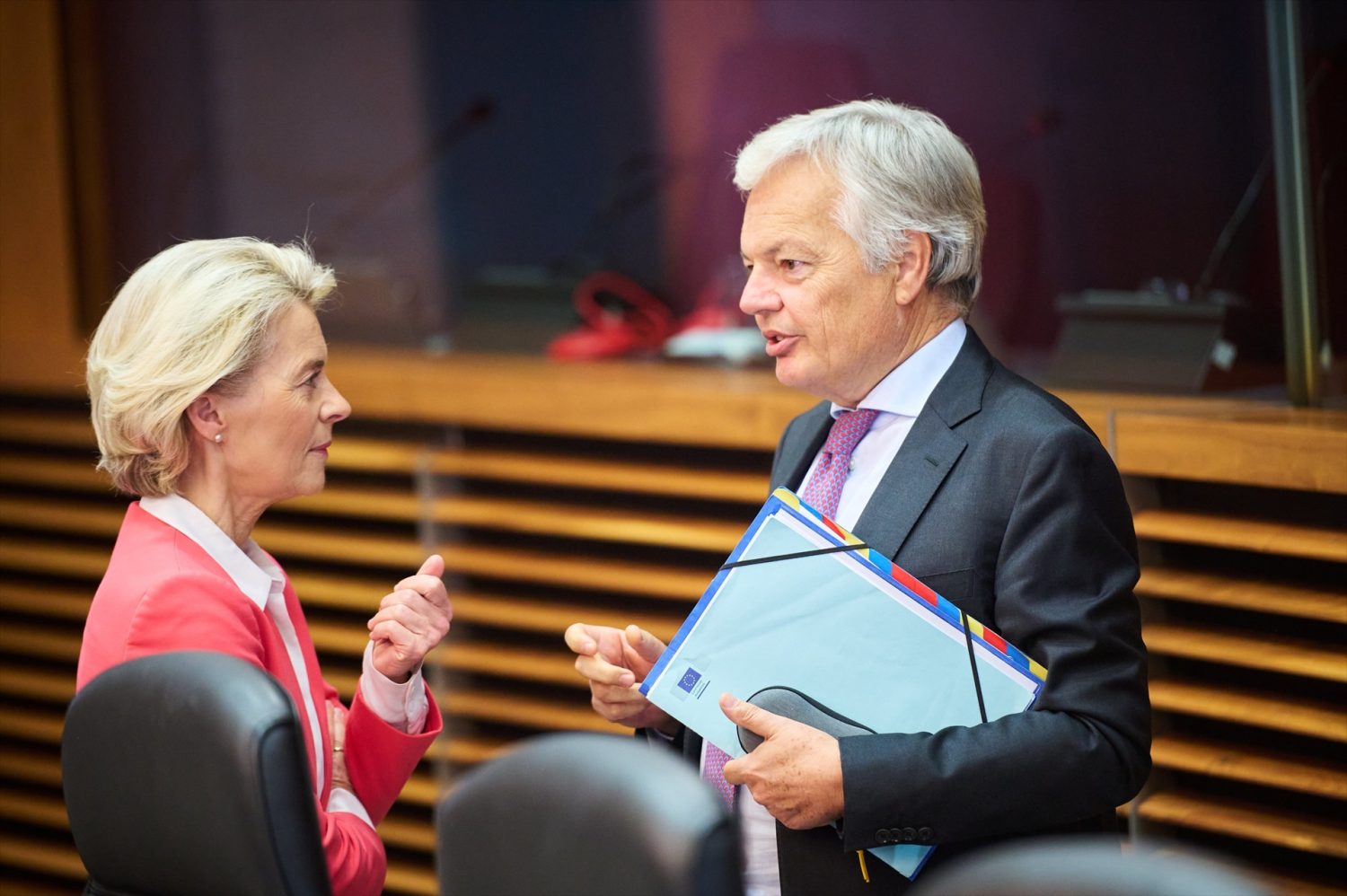 El comisiario Europeo de Justicia, Didier Reynders, considera la malversación de Puigdemont como un fraude penado con 5 años de cárcel como mínimo
