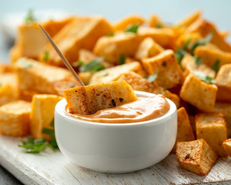 Esta receta de patatas bravas está de escándalo: ¡No te la puedes perder!