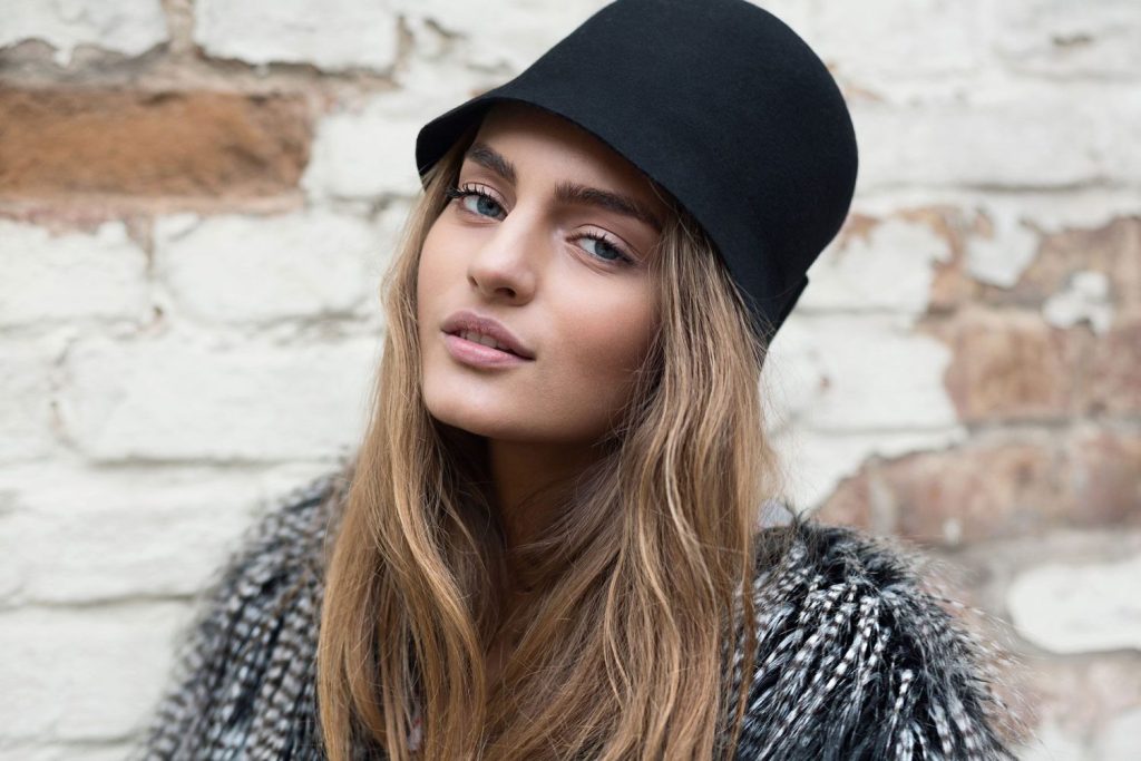 Ve a la moda este otoño con estos consejos para salir con sombrero 1 Moncloa sombrero otono invierno rostro XxXx80 Moncloa