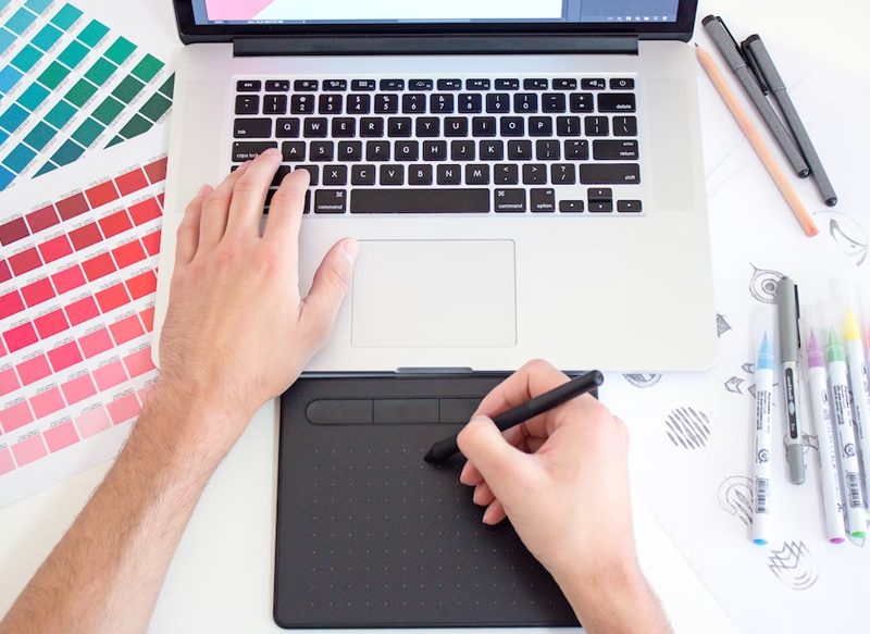 ESCRIBE UN PROMPT APROPIADO PARA TUS LOGOS