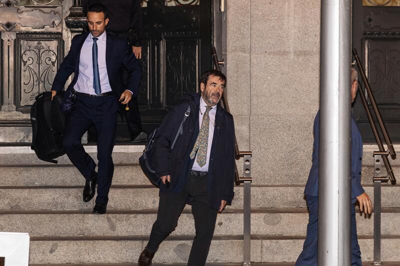 Sumar se querella contra el presidente del CGPJ y los vocales que ...
