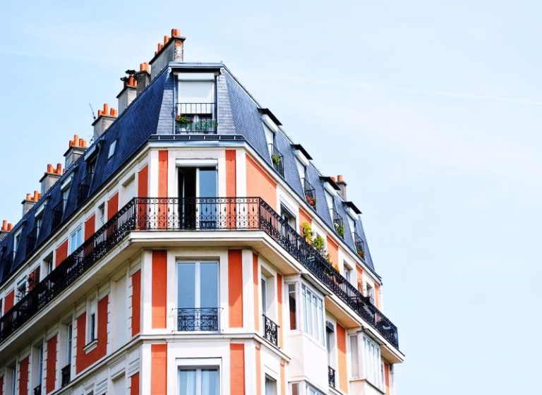 Por qué cada vez más propietarios optan por vender piso a través de inmobiliaria
