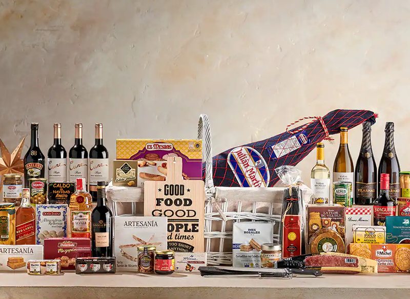 CESTA DE MIMBRE 9 CON JAMÓN JULIÁN MARTÍN DE EL CORTE INGLÉS