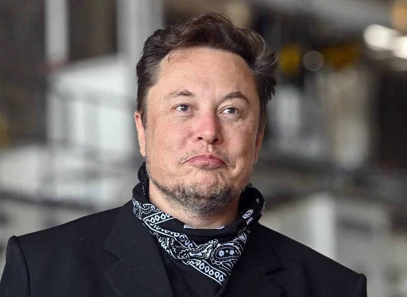 A ELON MUSK SE LE ACUMULAN LOS PROBLEMAS EN TWITTER
