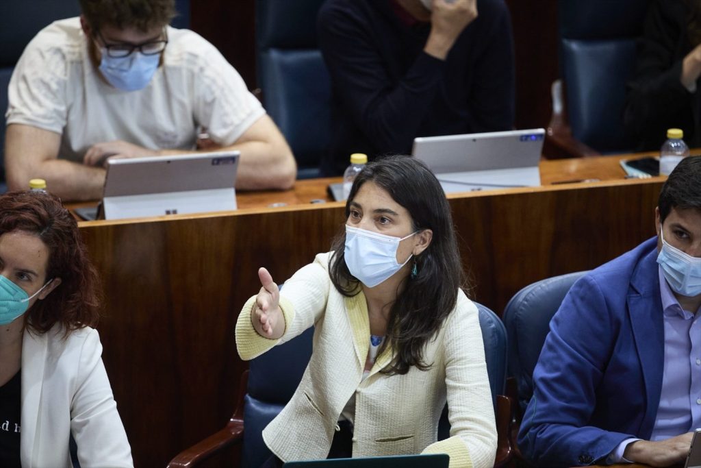 Bergerot, la mano derecha de Mónica García, preparada para atacar a Isabel Díaz Ayuso | Foto: Jesús Hellín / Europa Press