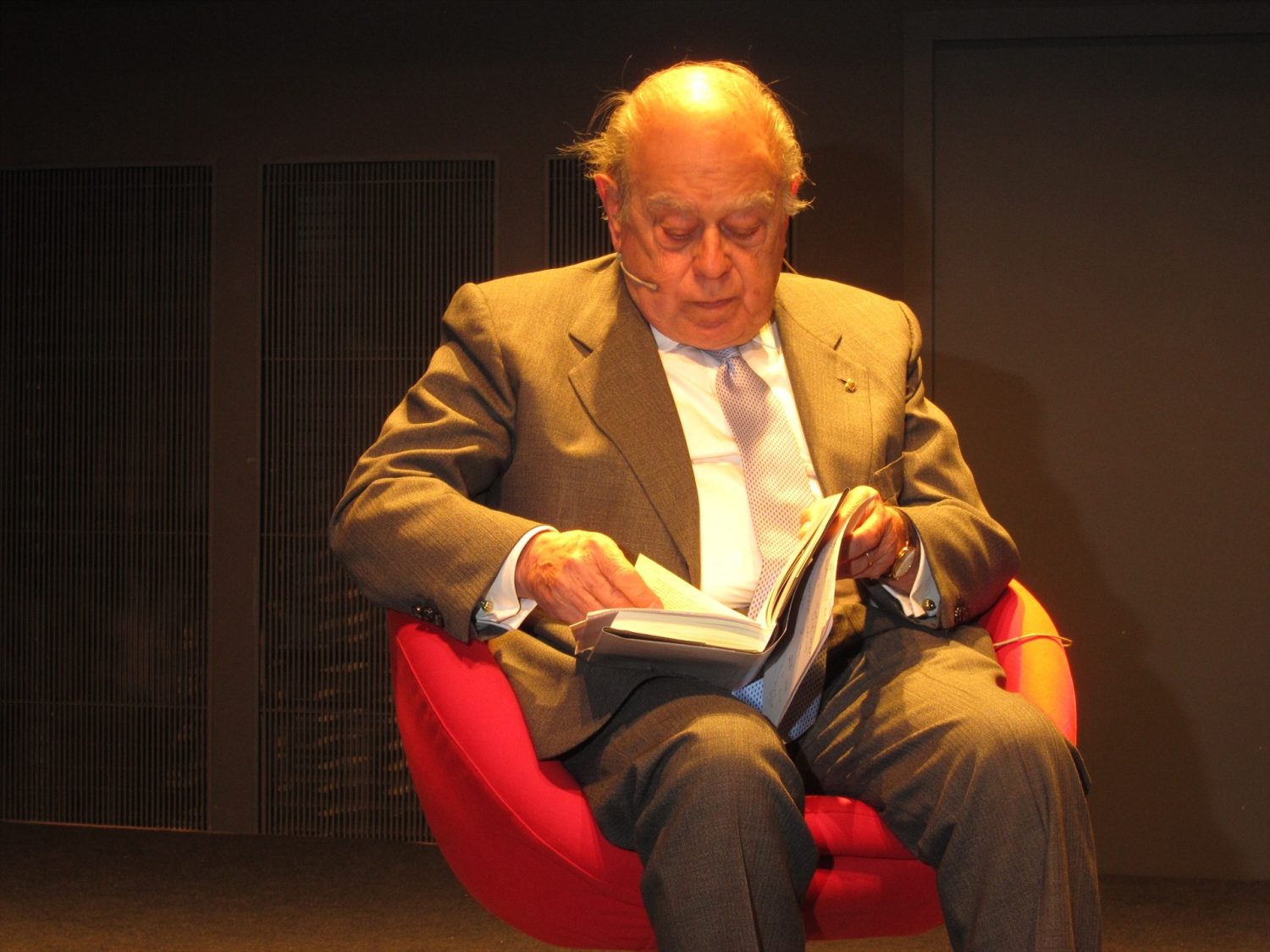 Jordi Pujol tuvo que renunciar a su pensión vitalicia de la autonomía de Cataluña al descubrirse que tenía cuentas millonarias fuera de España. EP