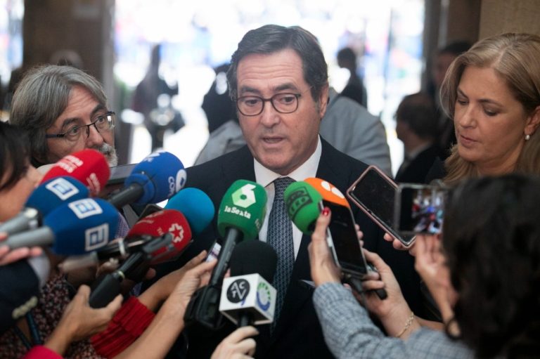 La presión de Garamendi surte efecto ante Cuerva: Sánchez Llibre toma cartas