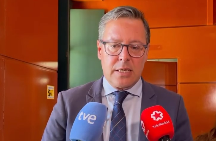 El PP consagra al binomio Serrano Ayuso como el modelo para derrotar a Sánchez 3 Moncloa Alfonso Serrano, secretario general del PP madrileño