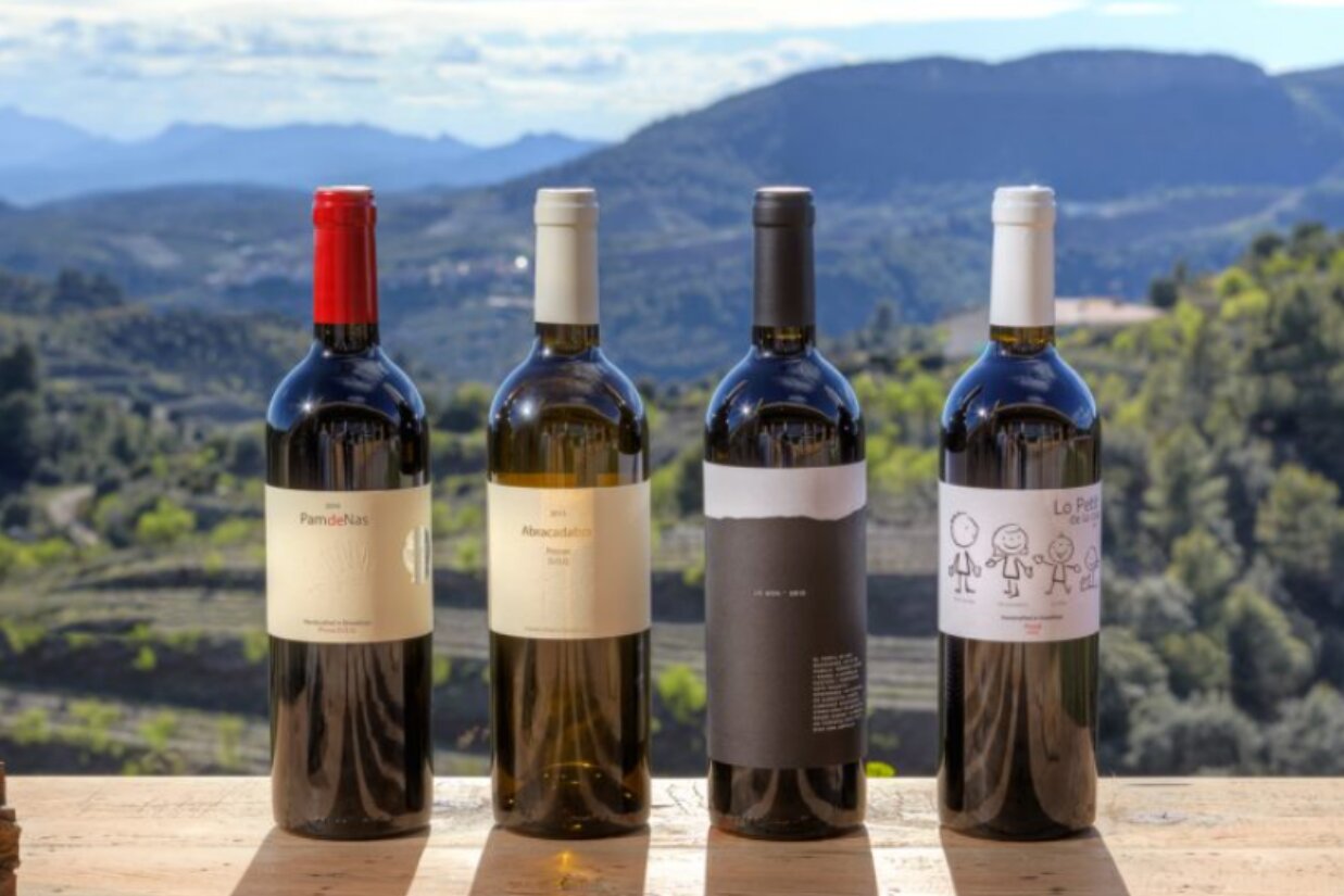 Descubre el encanto: los fascinantes beneficios de disfrutar del vino tinto. ¡Sumérgete en sus secretos saludables! 1 Moncloa EL CORAZÓN SALUDABLE DEL VINO TINTO