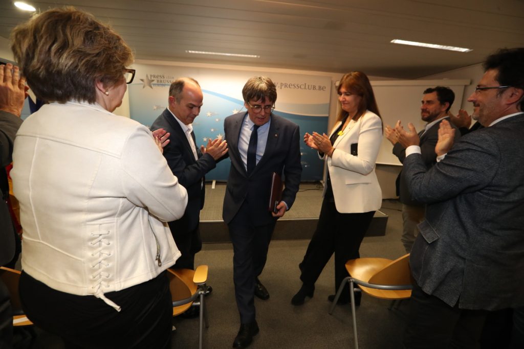 La amnistía del PSOE tiene cabos sueltos, pese a atar en corto al TC y dejar fuera a la Policía Nacional 1 Moncloa Puigdemont y Borràs, dos de los beneficiados de la amnistía del PSOE