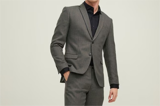 El Corte Inglés nos sorprende con esta gran variedad en trajes para hombres 3 Moncloa traje 3 1 Moncloa