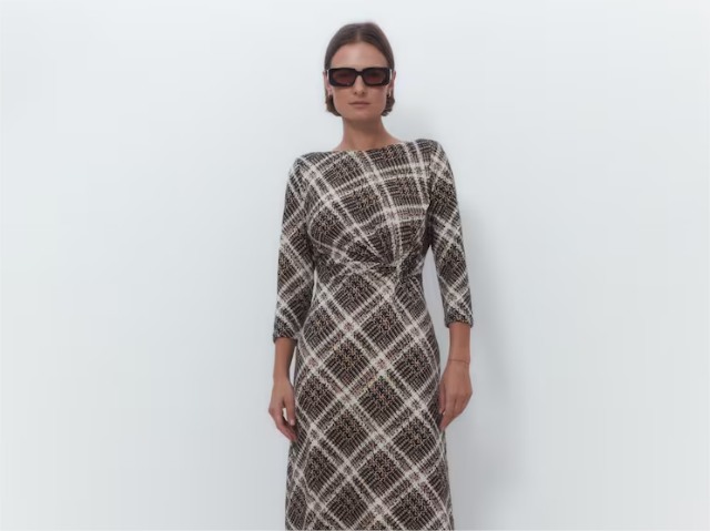 El Corte Inglés: el vestido de terciopelo con cristales de Sfera por solo 39,99 euros perfecto para las fiestas navideñas 6 Moncloa vestido 3 Moncloa