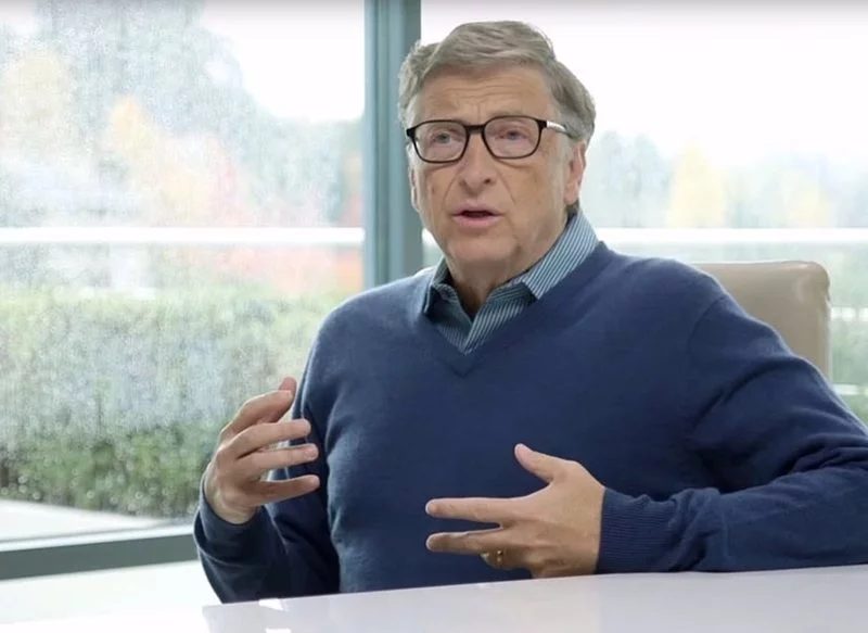 BILL GATES CREE QUE LA IA AYUDARÁ A LUCHAR CONTRA ENFERMEDADES