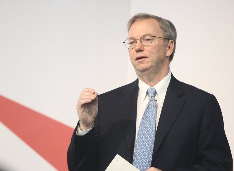 El antiguo líder de Google advierte: la Inteligencia Artificial amenaza a la humanidad en cinco años. ¡Prepárate!