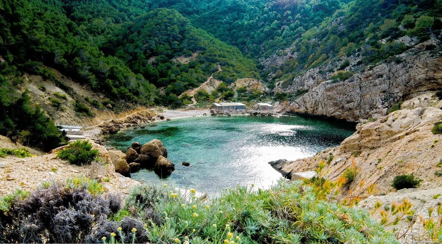 Ibiza a tu manera: rincones tranquilos y tesoros naturales escondidos 3 Moncloa EL ENCANTO DE LOS PUEBLOS BLANCOS