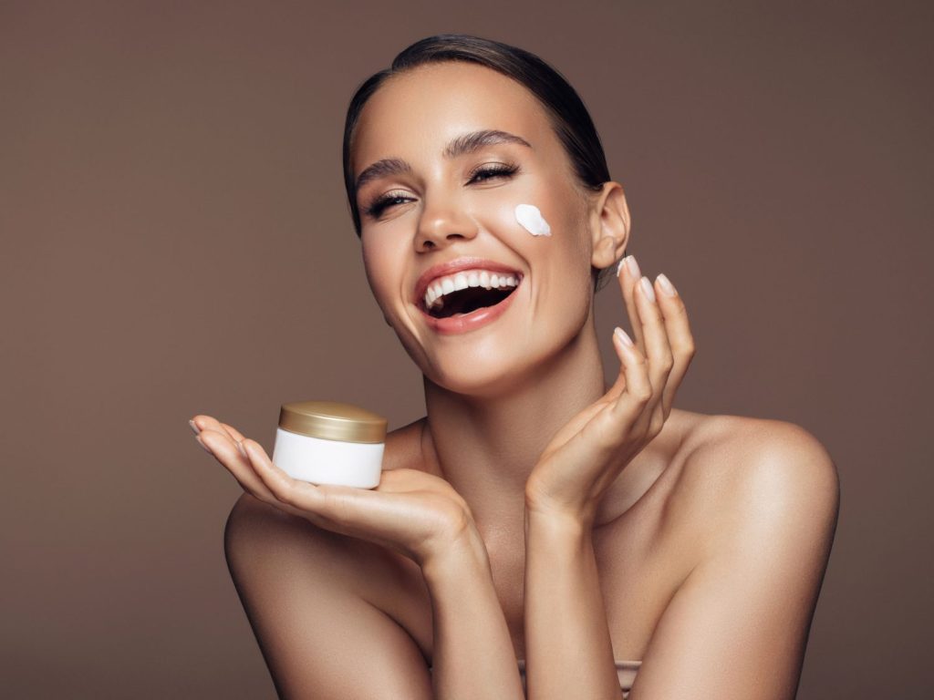 Rutina de belleza para principiantes: cuatro pasos para estar más guapo y joven 2 Moncloa rostro