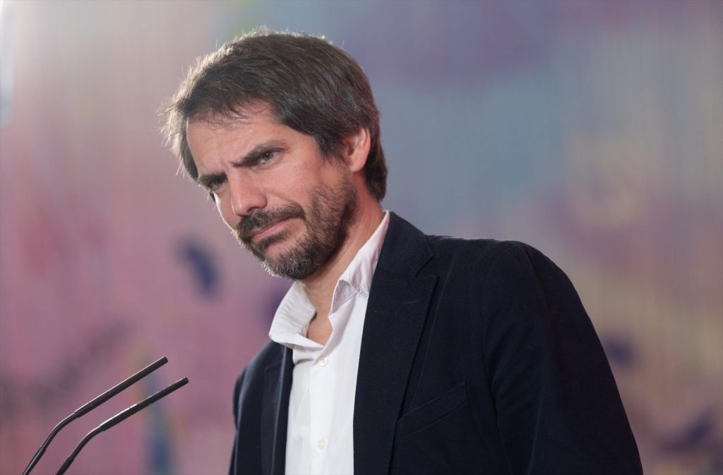 Urtasun se quita la careta y pone en peligro la tauromaquia 2 Moncloa Urtasun se quita la careta y pone en peligro la tauromaquia | Foto: Europa Press