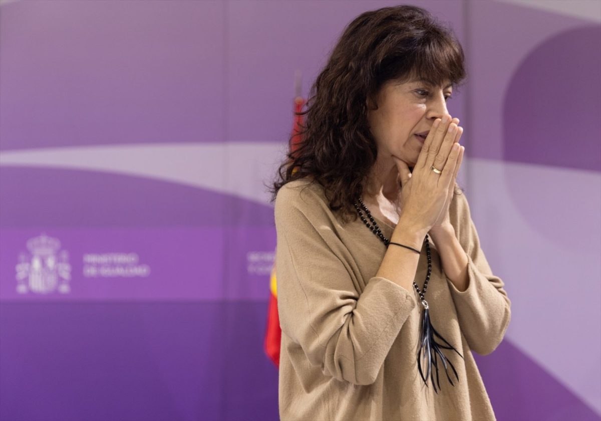 Ana Redondo, ministra de Igualdad, en el centro de la polémica por las pulseras anti maltratadores| Foto: Europa Press