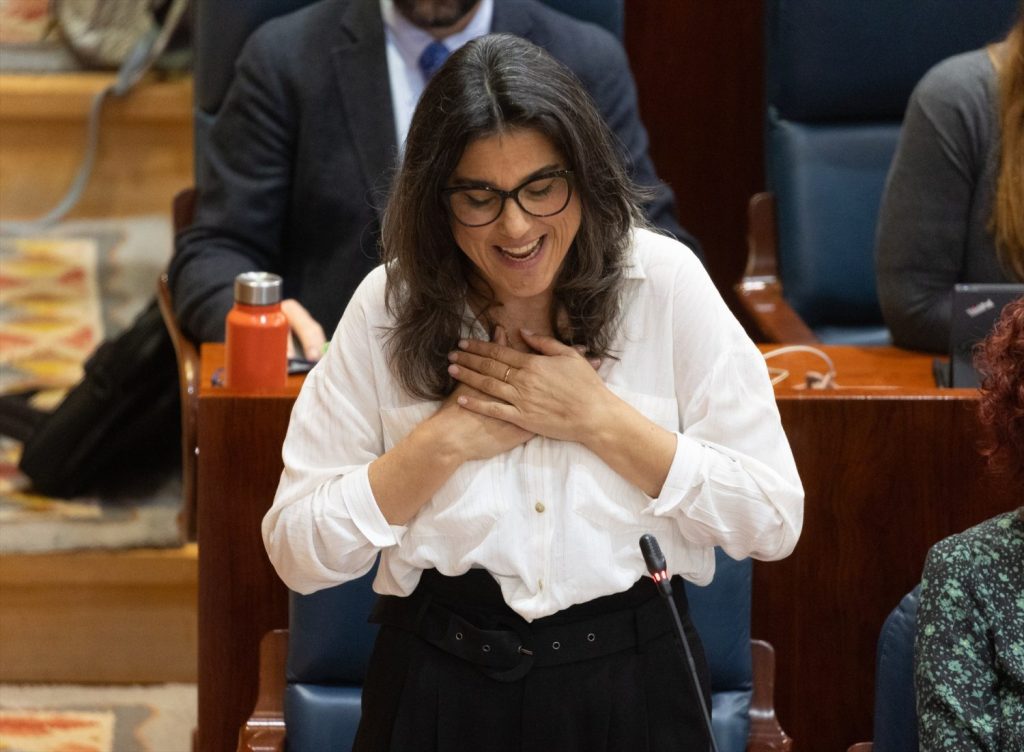 Manuela Bergerot y su símil del BOE en su Trabajo de Fin de Grado | Foto: Europa Press