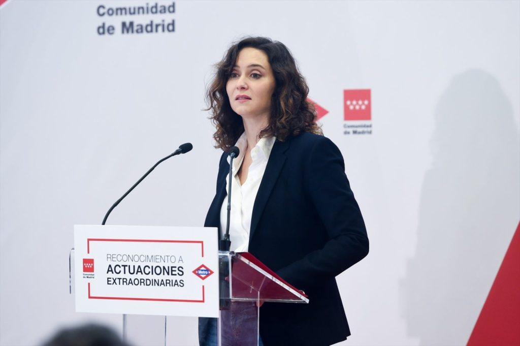 Ayuso se acerca a Vox siete meses después de su mayoría absoluta 3 Moncloa Ayuso se acerca a Vox siete meses después de su mayoría absoluta | Foto: Europa Press