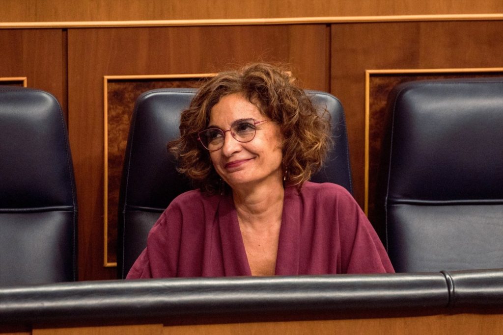 Montero abre un nuevo frente por saltarse la negociación | Foto: Europa Press