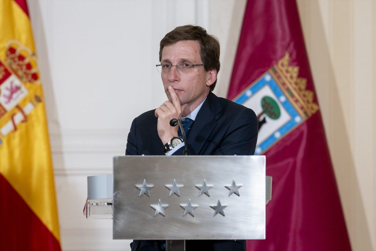 EuropaPress_5658651_alcalde_madrid_jose_luis_martinez_almeida_ofrece_rueda_prensa_firmar Almeida empezará 2024 contra Vox en un pleno extraordinario | Foto: Europa Press