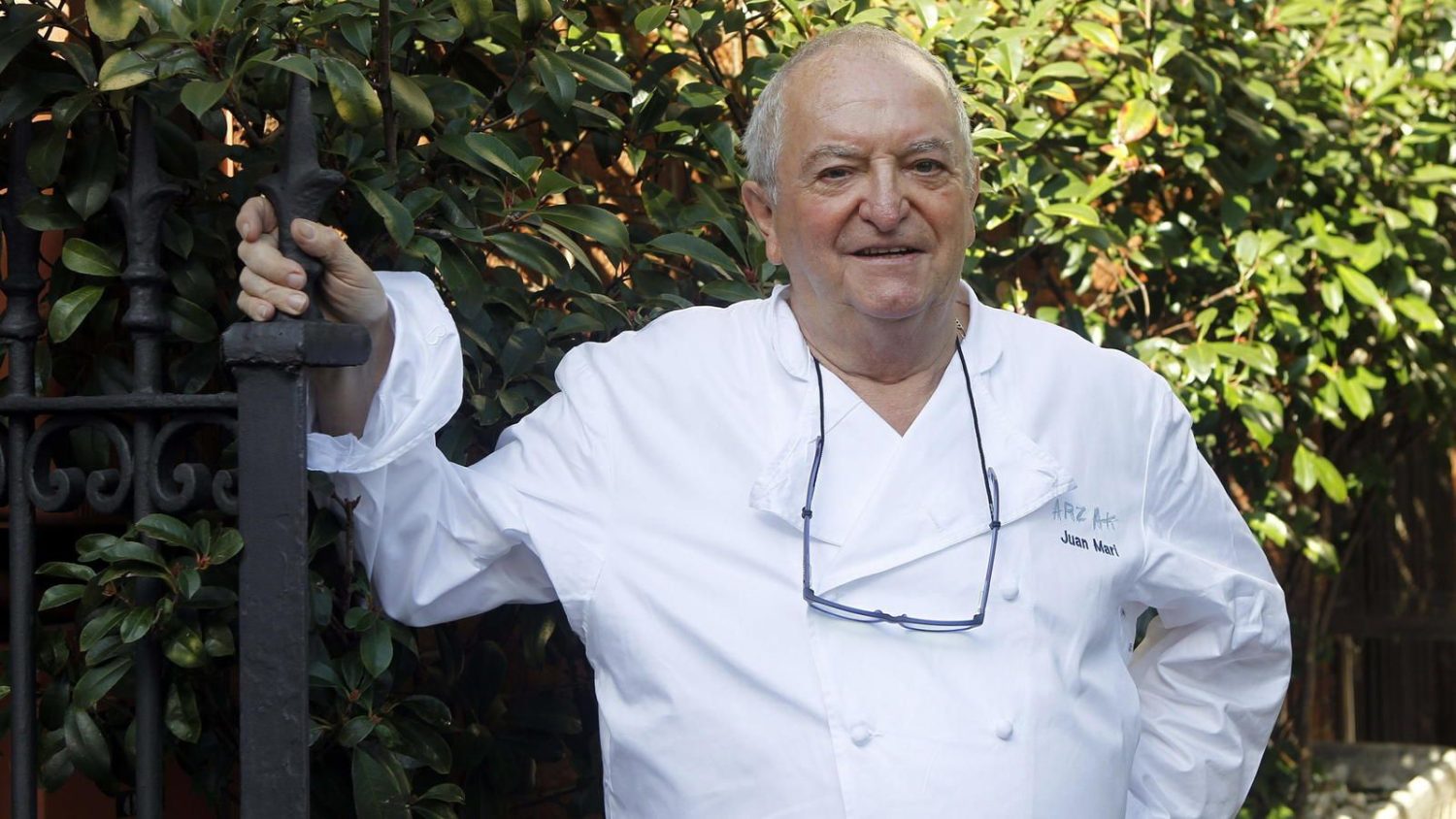 Juan Mari Arzak: Un viaje a la tierra con su 'Cochinillo asado sobre cama de manzanas' 1 Moncloa EL LEGADO DE JUAN MARI ARZAK