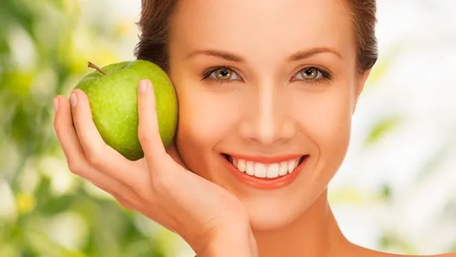 Transforma tu salud con el consejo de expertos: descubre cuántas manzanas diarias potenciarán tu bienestar de manera sorprendente 3 Moncloa EL IMPACTO EN EL ENVEJECIMIENTO SALUDABLE