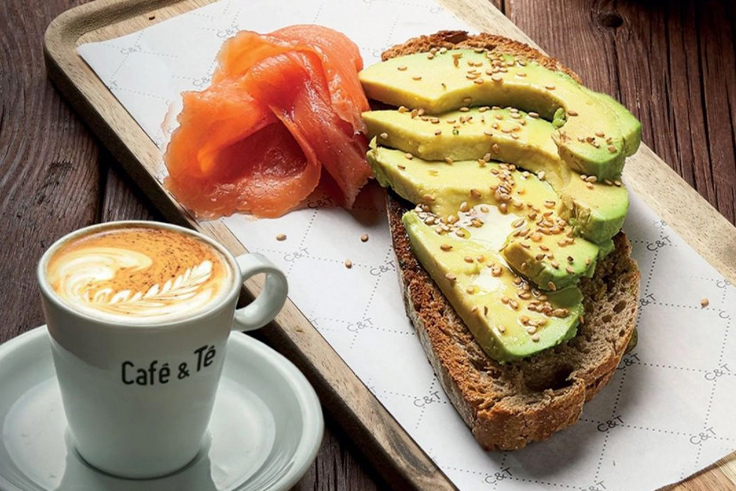 café