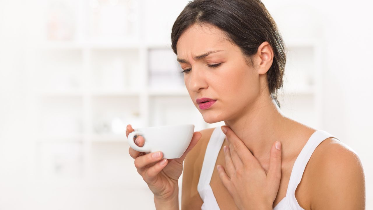 Conquista el dolor de garganta: Remedios caseros efectivos que alivian y te devuelven el bienestar 3 Moncloa LA IMPORTANCIA DE LA PREVENCIÓN: CONSEJOS PARA EVITAR EL DOLOR DE GARGANTA