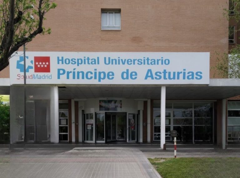 Informe del Gobierno: los españoles siguen prefiriendo la Sanidad pública