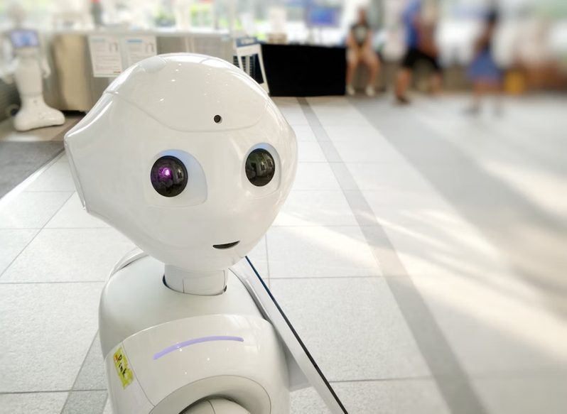UN ROBOT QUE NO PUEDA CAUSAR DAÑOS AL SER HUMANO