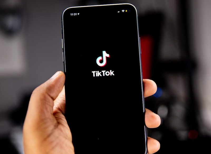 TIKTOK ADVIERTE DE POSIBLES ERRORES