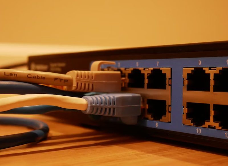 CAMBIA LA CONTRASEÑA DE ACCESO A LA CONFIGURACIÓN DEL ROUTER
