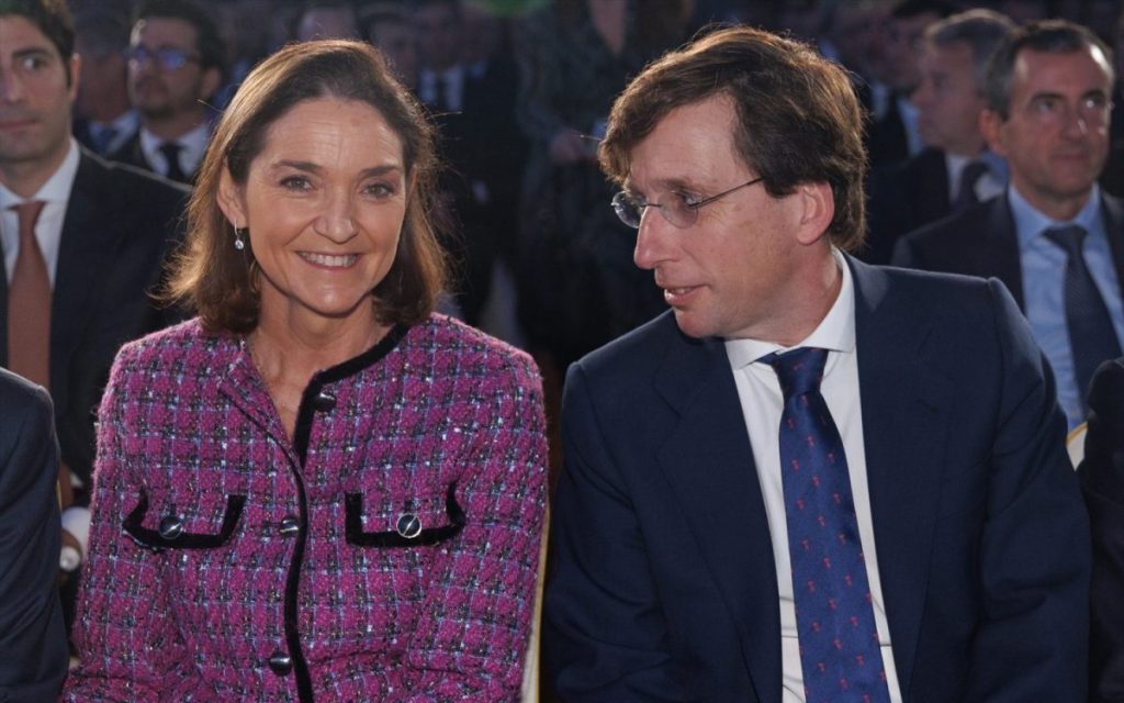 Almeida y Maroto se enfrenta en el primer Pleno del año | Foto: Europa Press