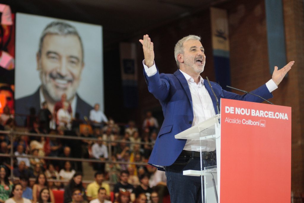 Jaume Collboni reniega ahora de Colau y abraza al independentismo de Junts, con Xavier Trias y Carles Puigdemont