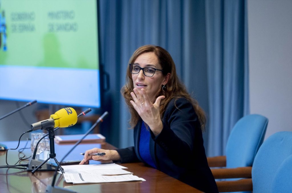 Mónica García divide al Gobierno por las autobajas | Foto: Europa Press