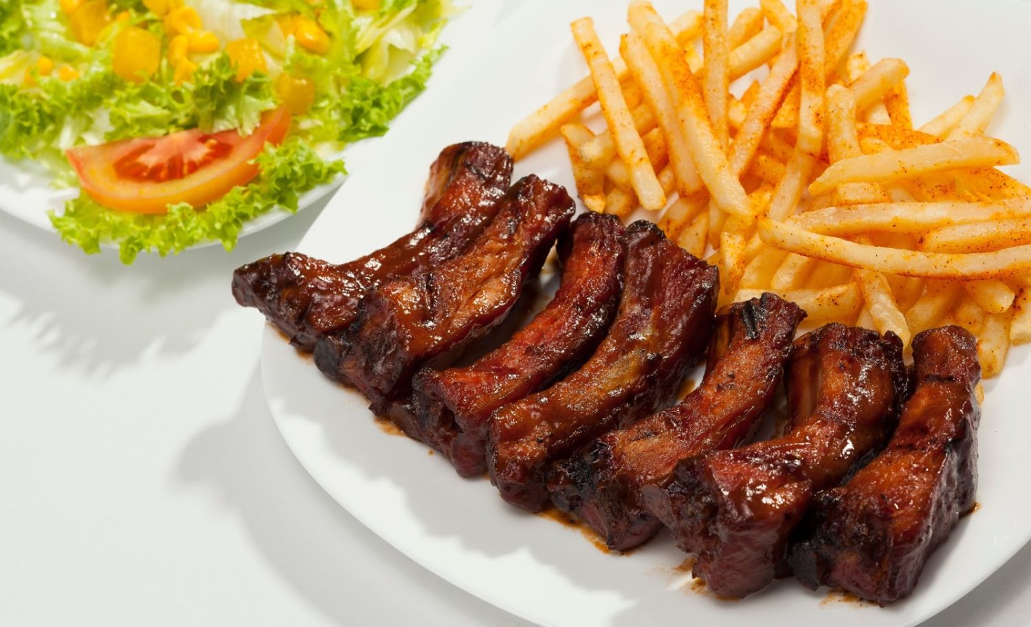 Delicias BBQ: disfruta de unas irresistibles alitas de pollo con salsa de bourbon, un festín inolvidable 5 Moncloa CONCLUSIONES