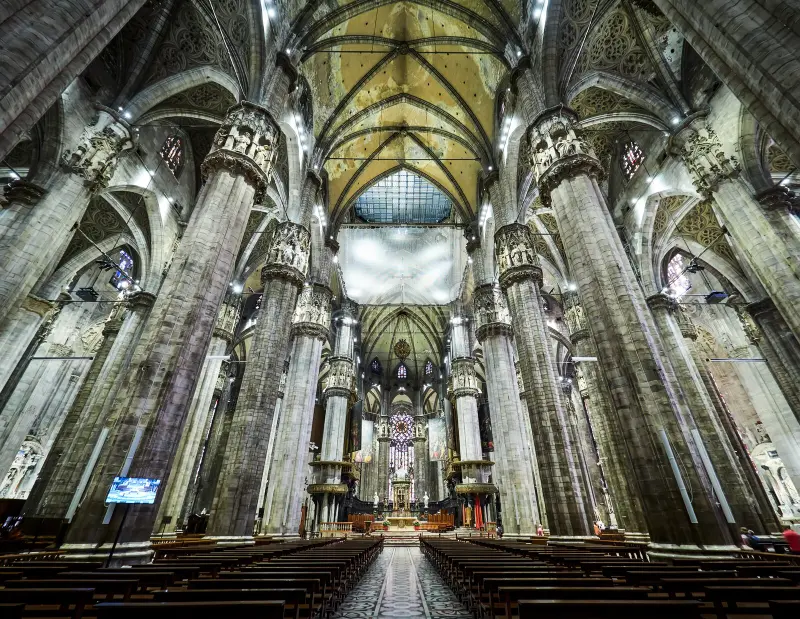 La Catedral como Centro de la Comunidad