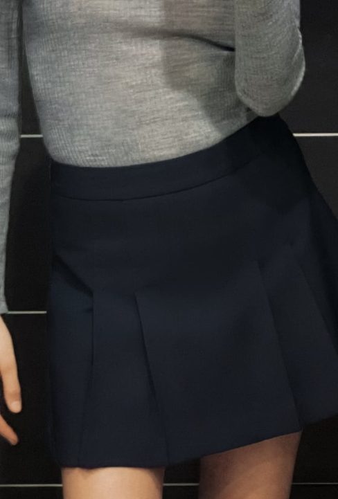 falda pantalon pliegues