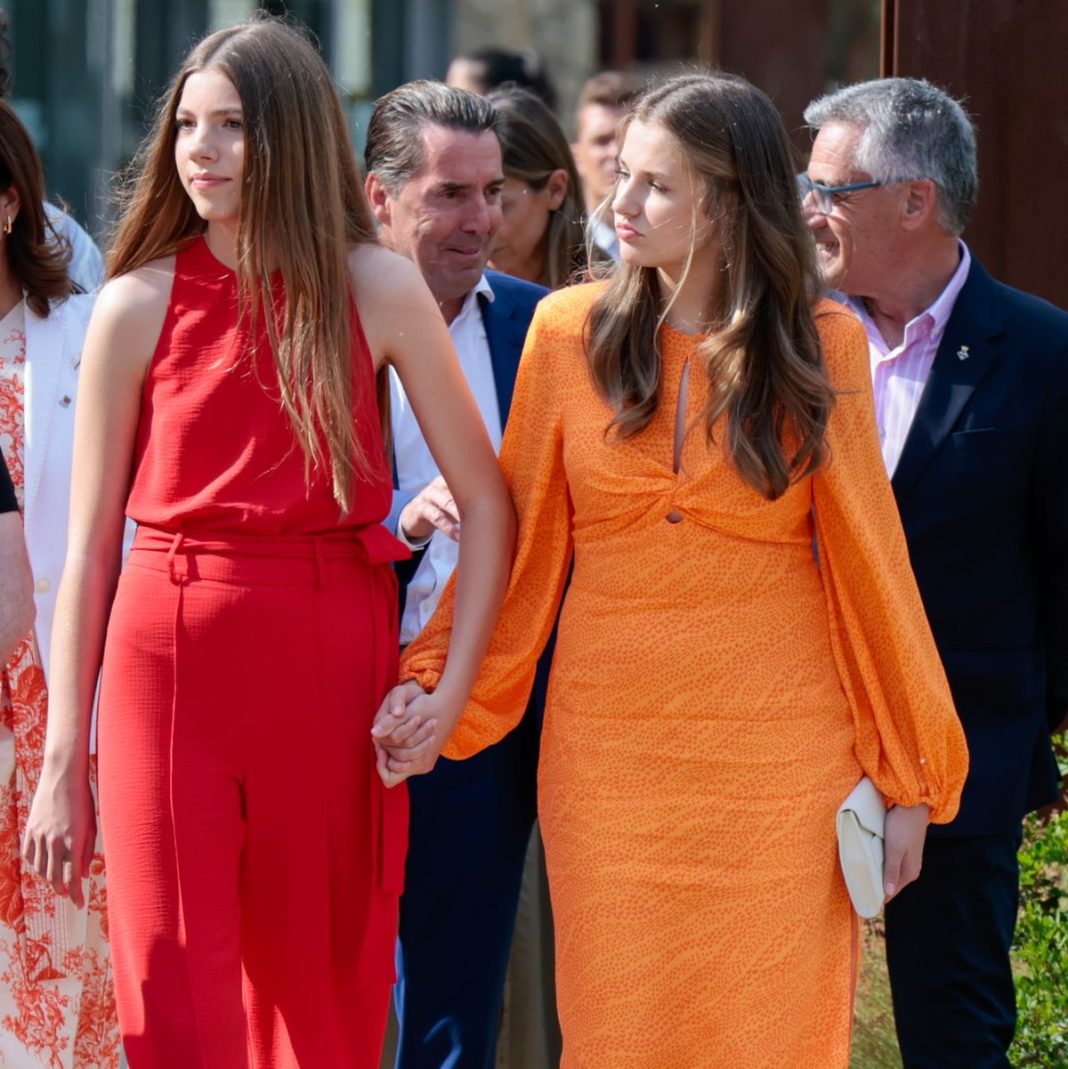 vestido naranja heredera