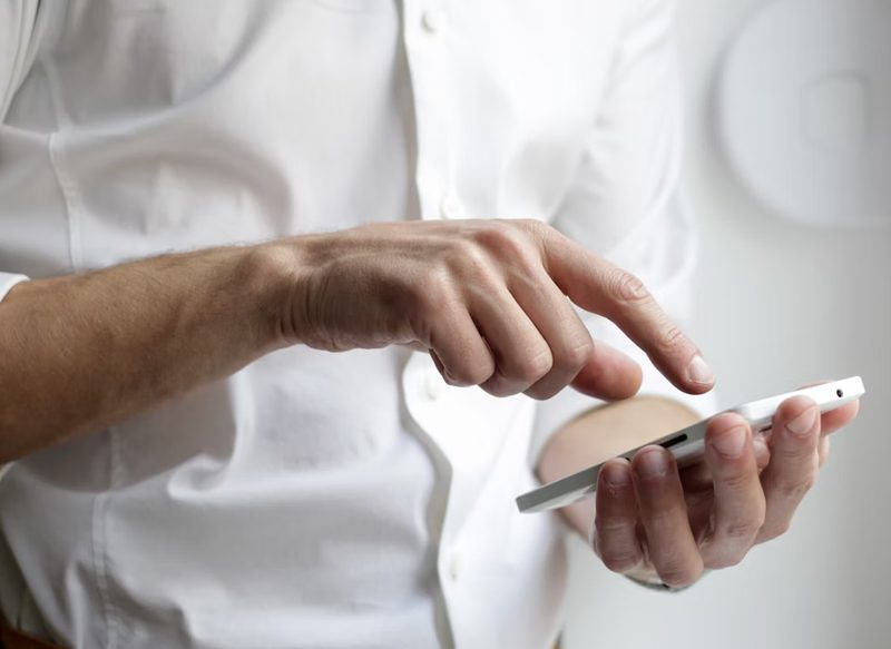 UNA PALABRA CLAVE ACORDADA POR AMBAS PARTES