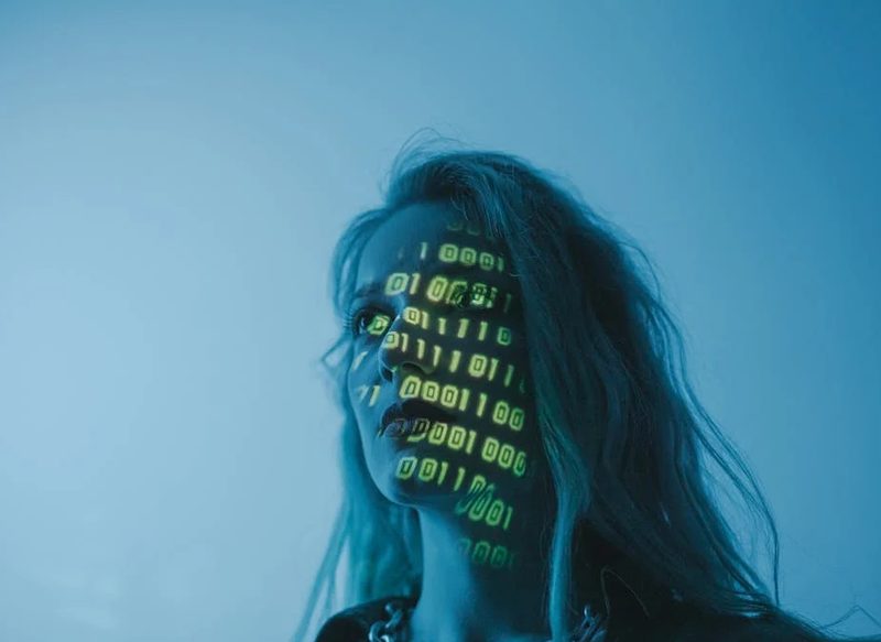 LA INTELIGENCIA ARTIFICIAL LLEGA A LAS REDES SOCIALES