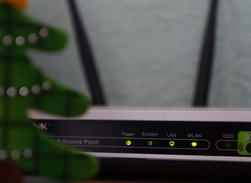AMPLÍA LA RED WIFI