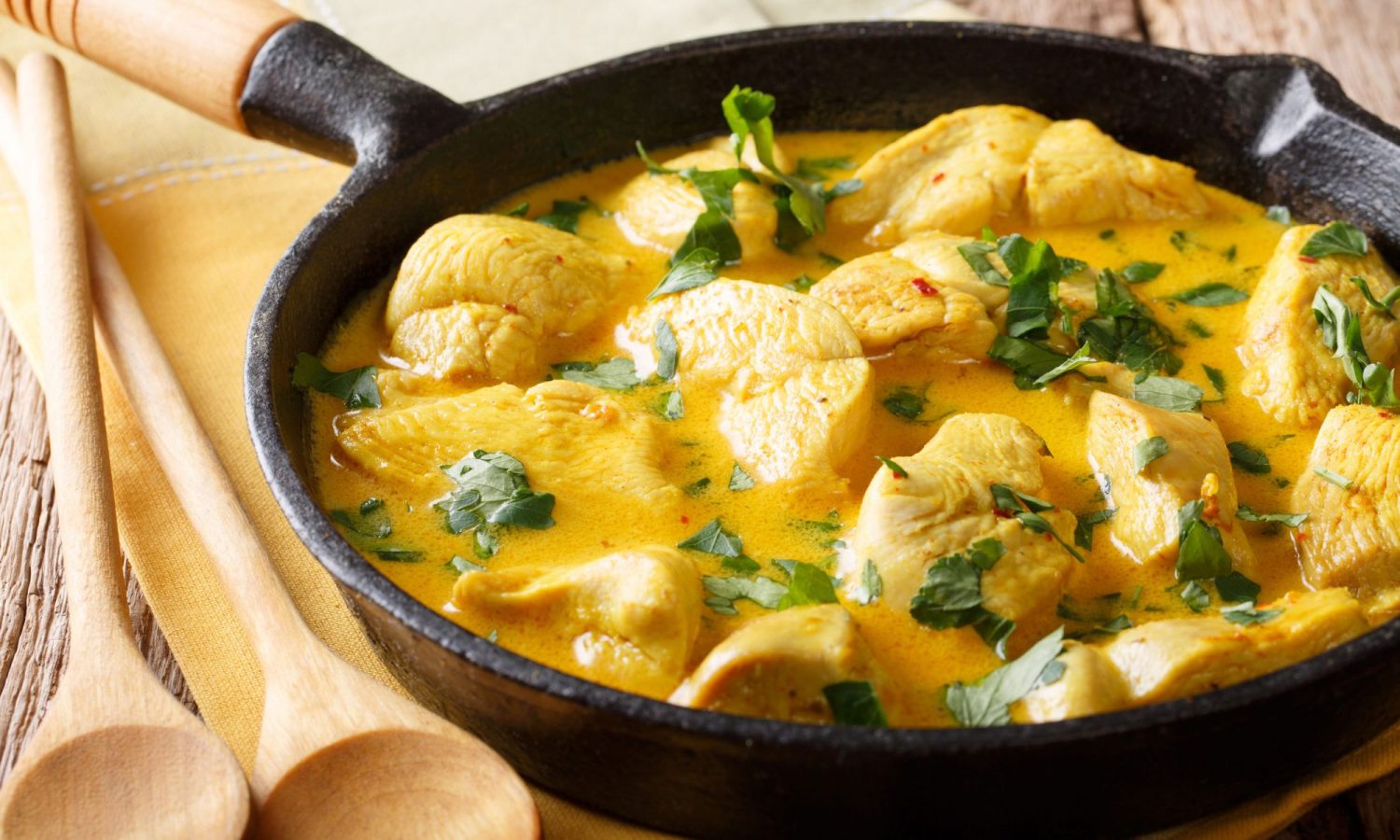 Descubre 7 irresistibles recetas para transformar muslos de pollo fácilmente 3 Moncloa GASTRONOMÍA SALUDABLE: CUIDANDO DE TI